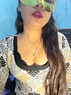 Shanaya Hotty online show from December 5, 12:22 pm
