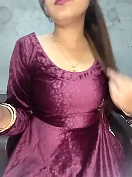 Shanaya Hotty online show from January 18, 7:15 pm