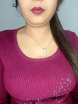 Shanaya Hotty online show from November 28, 8:55 pm