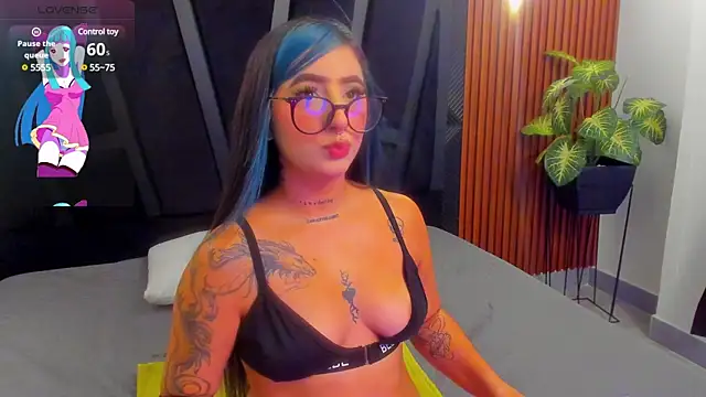 Alahia Dangelo online show from December 13, 11:34 am
