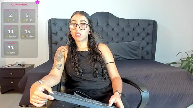  maria foxx  online show from October 4, 9:24 pm