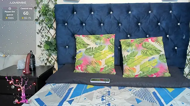  maria foxx  online show from November 18, 10:25 pm