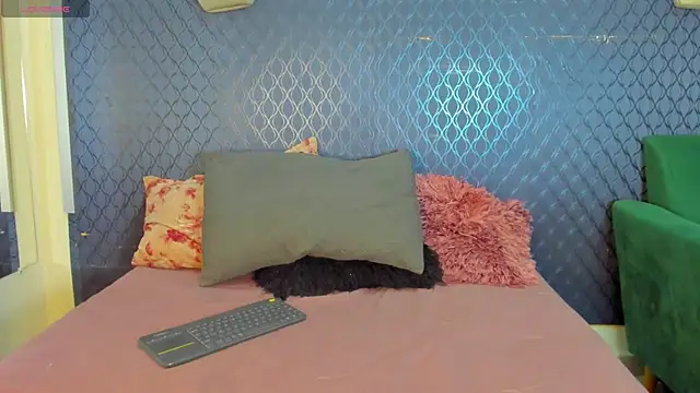  maria foxx  online show from November 20, 6:07 pm