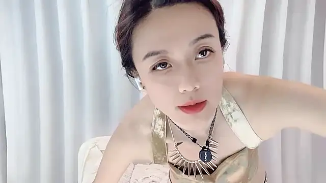 Snapshot of Alina-688- chatting on January 20, 9:56 am Alina-688- online show from January 20, 9:56 am