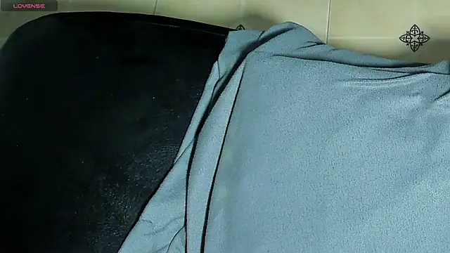 playsgirlhot online show from April 2, 1:47 am