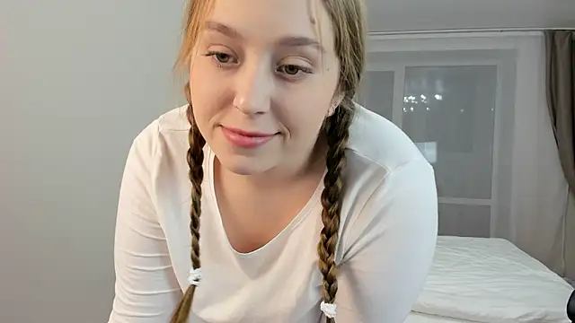 Snapshot of endlesssoffi chatting on December 19, 10:00 pm endlesssoffi online show from December 19, 10:00 pm