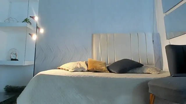Snapshot of kayna_gomez chatting on June 3, 6:57 pm kayna gomez online show from June 3, 6:57 pm