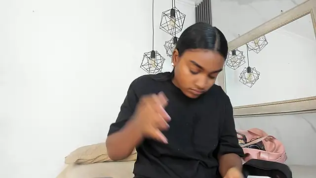 Snapshot of kayna_gomez chatting on June 6, 7:07 pm kayna gomez online show from June 6, 7:07 pm