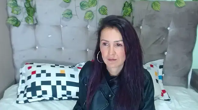 saray hot202cl online show from January 5, 2:38 am