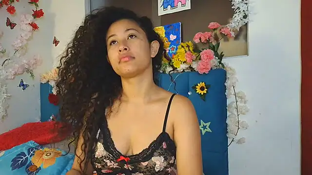 Milkdulce1 online show from July 25, 11:30 am