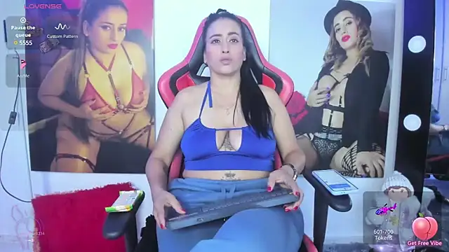 vaiolet triana online show from January 8, 1:52 pm