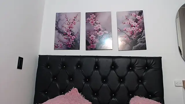 Snapshot of amaranta_f00x chatting on September 20, 1:50 am amaranta f00x online show from September 20, 1:50 am