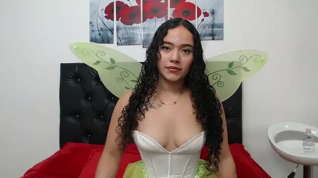 Snapshot of amaranta_f00x chatting on October 31, 1:12 pm amaranta f00x online show from October 31, 1:12 pm