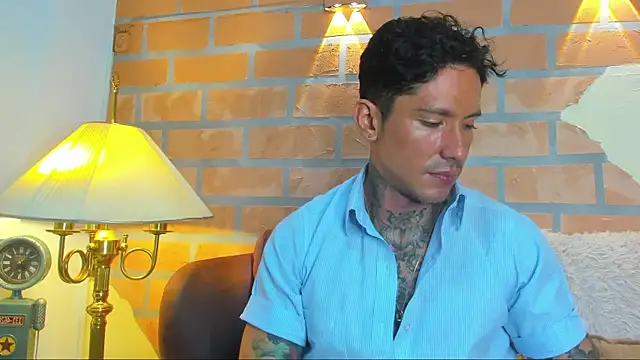 Dylanstonne online show from March 4, 10:16 pm