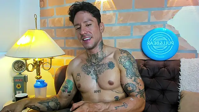 Dylanstonne online show from March 9, 1:48 pm