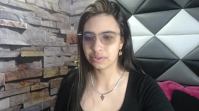 Tammy Blackk online show from January 3, 11:46 am