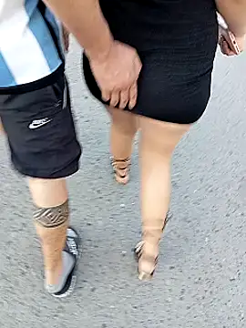 Snapshot of Pink_Jazmin chatting on December 18, 9:29 pm Pink Jazmin online show from December 18, 9:29 pm