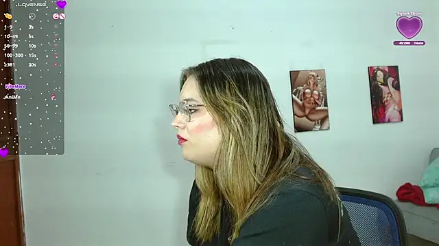 kendallclarkk03 online show from December 4, 7:39 am