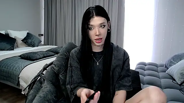Snapshot of Dasha_M chatting on February 21, 10:38 am Dasha M online show from February 21, 10:38 am