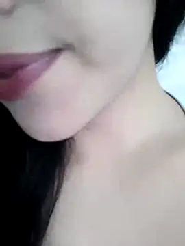 Snapshot of Anki-doll chatting on February 15, 5:37 am Anki-doll online show from February 15, 5:37 am
