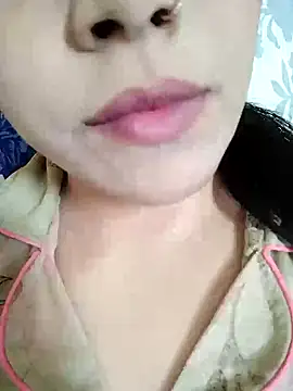 Snapshot of Anki-doll chatting on February 16, 5:36 am Anki-doll online show from February 16, 5:36 am