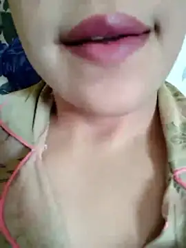 Snapshot of Anki-doll chatting on February 26, 5:28 am Anki-doll online show from February 26, 5:28 am