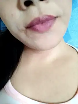 Snapshot of Anki-doll chatting on March 15, 5:35 am Anki-doll online show from March 15, 5:35 am