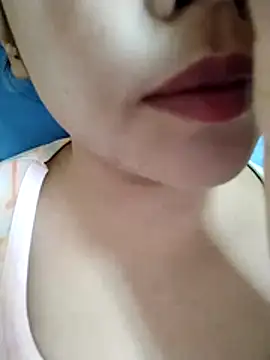 Snapshot of Anki-doll chatting on March 29, 5:40 am Anki-doll online show from March 29, 5:40 am