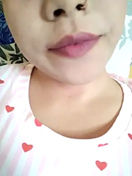 Snapshot of Anki-doll chatting on May 20, 5:35 am Anki-doll online show from May 20, 5:35 am
