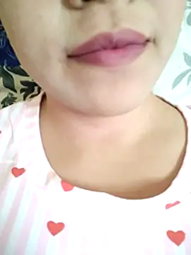 Snapshot of Anki-doll chatting on May 24, 5:34 am Anki-doll online show from May 24, 5:34 am