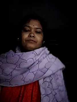 yoursweety09 online show from January 13, 1:56 am