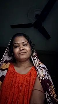 yoursweety09 online show from January 15, 2:38 am
