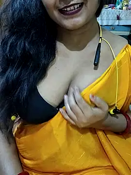 yoursweety09 online show from July 28, 3:21 pm