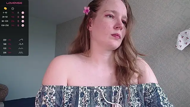 Snapshot of Ambrosia_nectar chatting on June 19, 10:41 am Ambrosia nectar online show from June 19, 10:41 am