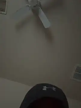 Snapshot of cumwatch3376 chatting on October 31, 11:17 pm cumwatch3376 online show from October 31, 11:17 pm