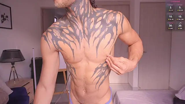 Snapshot of _srerotic chatting on October 4, 9:24 pm srerotic online show from October 4, 9:24 pm