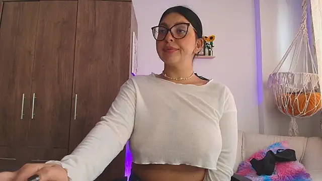 Vioolletta online show from May 29, 3:21 pm