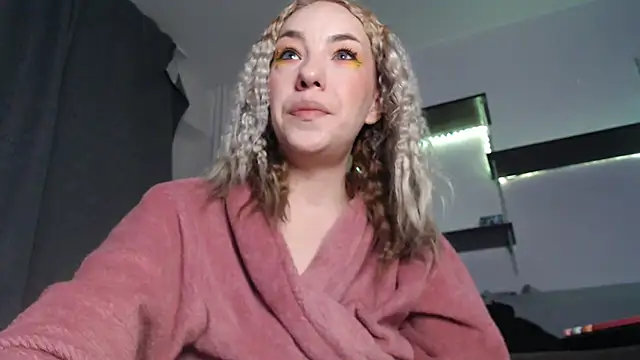 LetsGetMessyBBy online show from February 28, 4:10 am