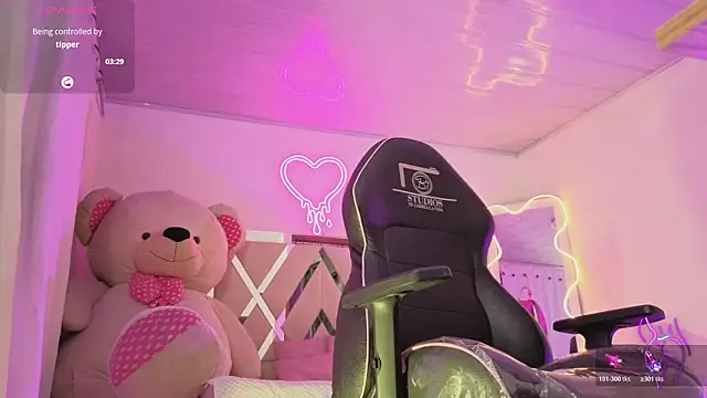 Laylafoxy tay online show from December 16, 3:11 am