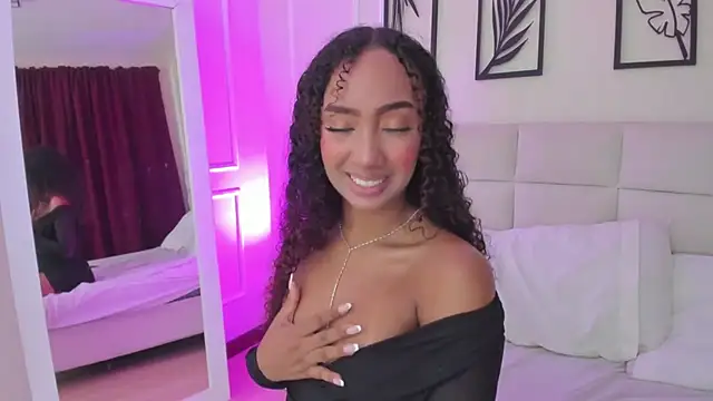 Amber  Sanchez online show from January 21, 6:22 am