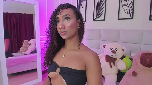 Amber  Sanchez online show from March 3, 4:36 am
