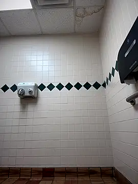 Snapshot of KBD85 chatting on September 20, 6:53 pm KBD85 online show from September 20, 6:53 pm