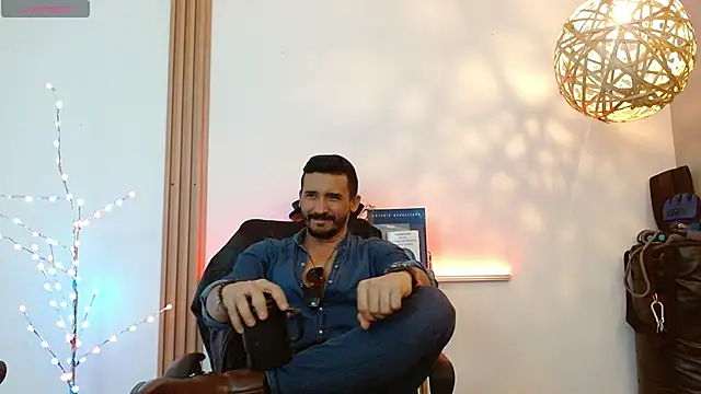 Reiko 85  online show from January 17, 7:28 pm