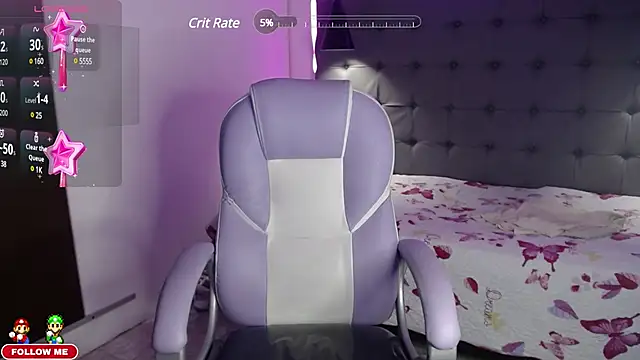 Snapshot of Dyla_n18 chatting on January 10, 11:39 pm Dyla n18 online show from January 10, 11:39 pm