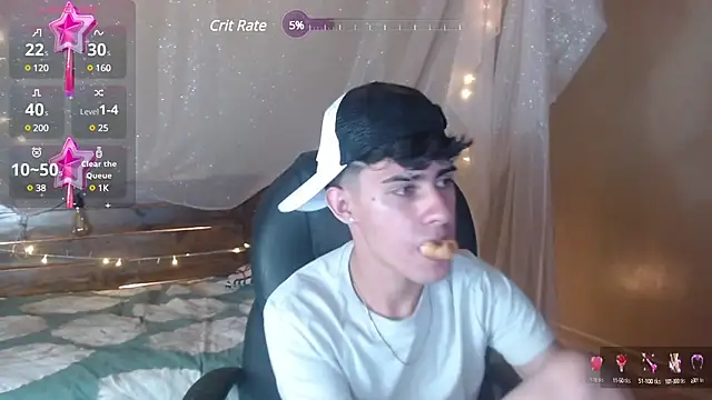 Snapshot of Dyla_n18 chatting on January 26, 1:09 am Dyla n18 online show from January 26, 1:09 am