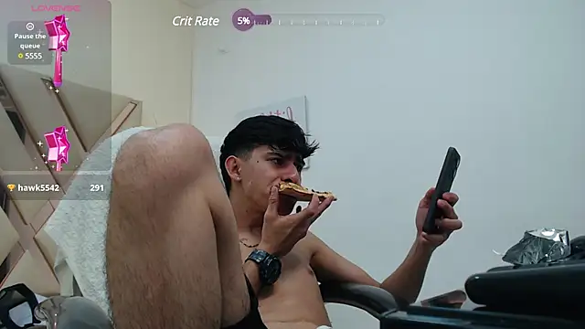 Snapshot of Dyla_n18 chatting on February 3, 12:47 am Dyla n18 online show from February 3, 12:47 am