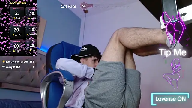 Snapshot of Dyla_n18 chatting on March 17, 6:40 am Dyla n18 online show from March 17, 6:40 am