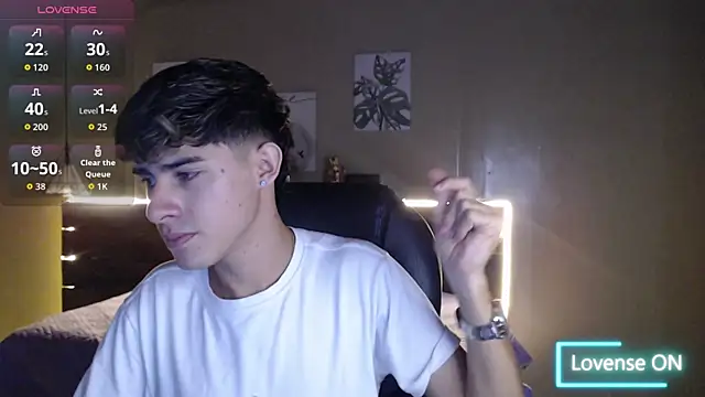 Dyla n18 online show from November 20, 8:08 pm