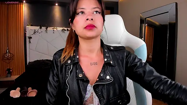 Antonella Torres2 online show from February 17, 3:25 am