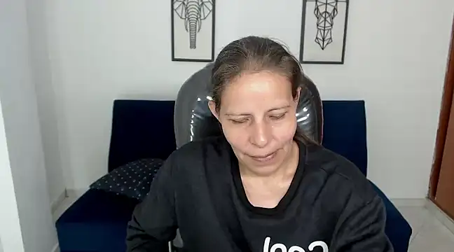 Milf karlye online show from December 3, 4:36 am